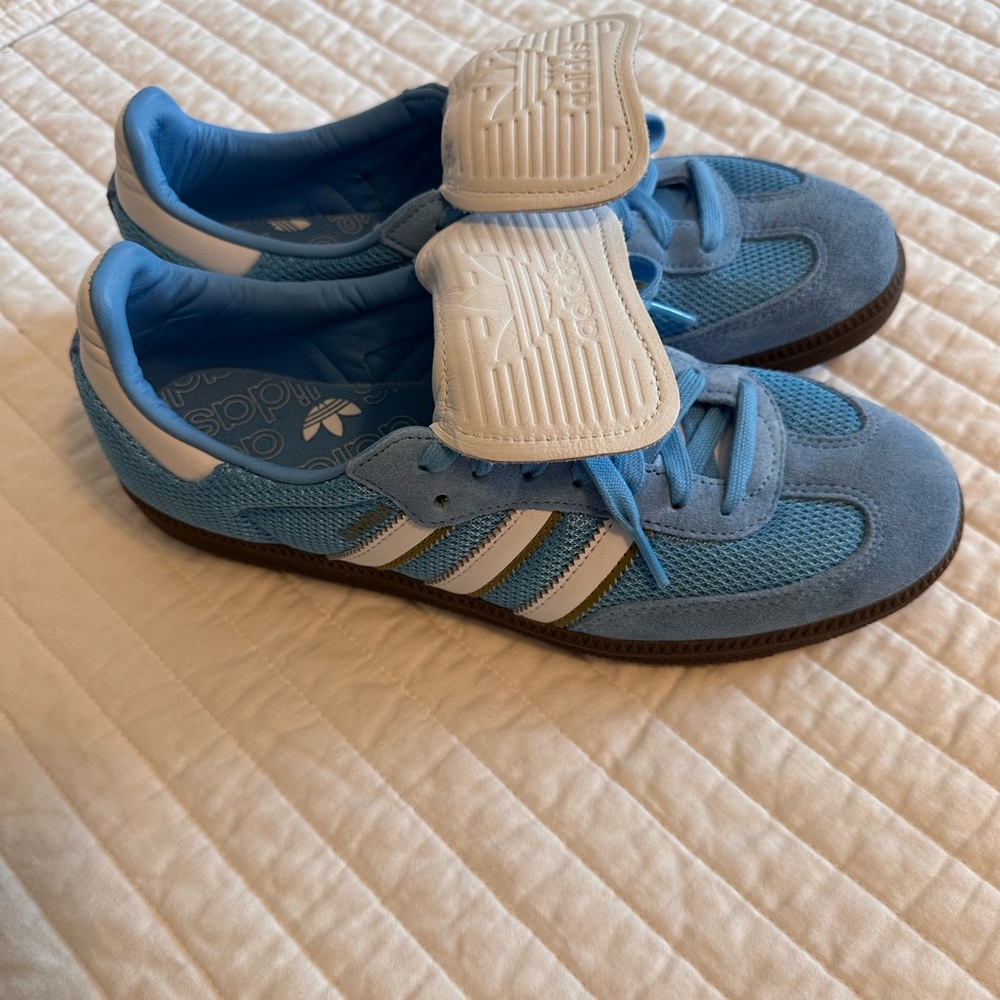 Adidas Blue and White Sneakers Comfortable Lifestyle Shoes